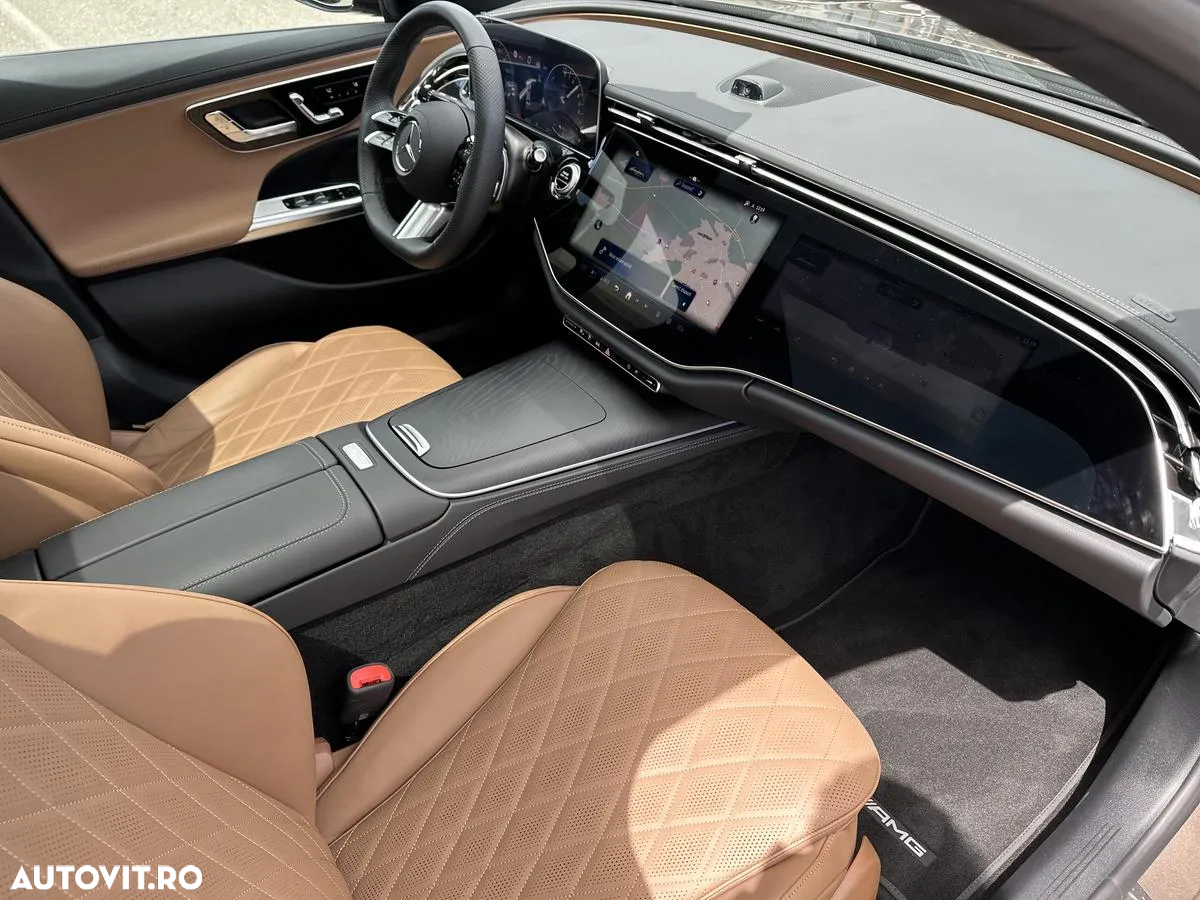 Mercedes-Benz E 300e 4Matic 9G-TRONIC Edition AMG Line - 13