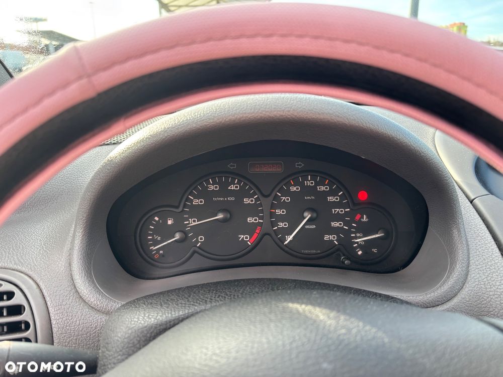 Peugeot 206 1.1 XR - 11