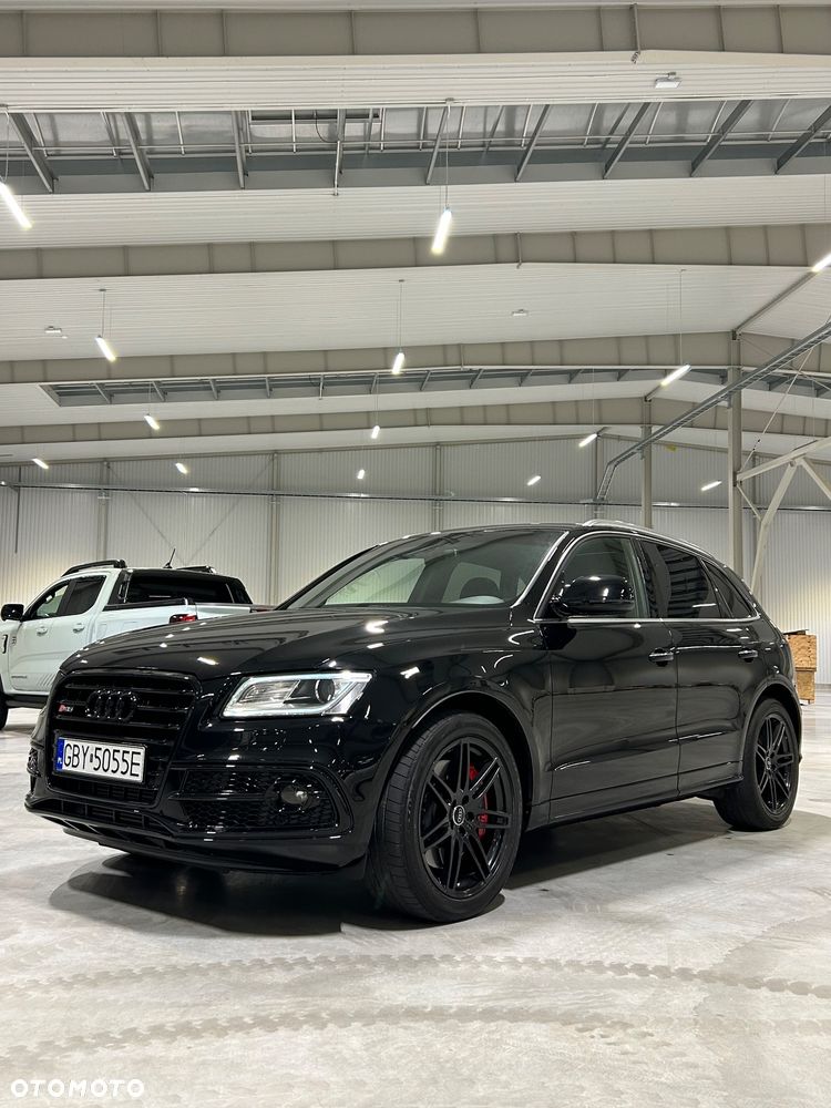 Audi SQ5 - 2