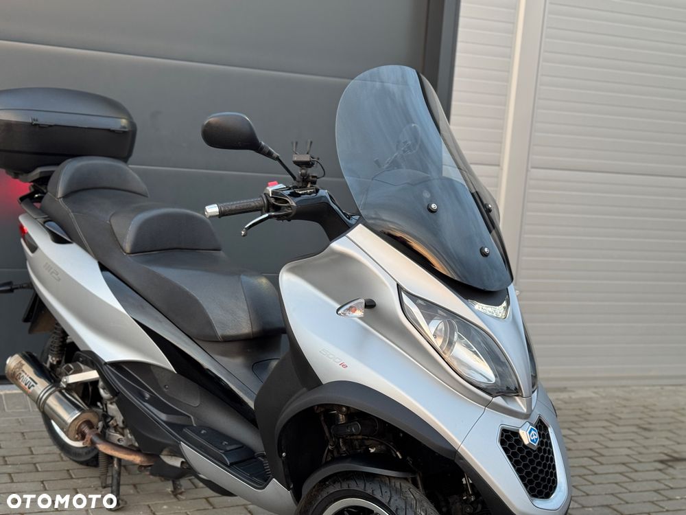 Piaggio MP-3 - 2