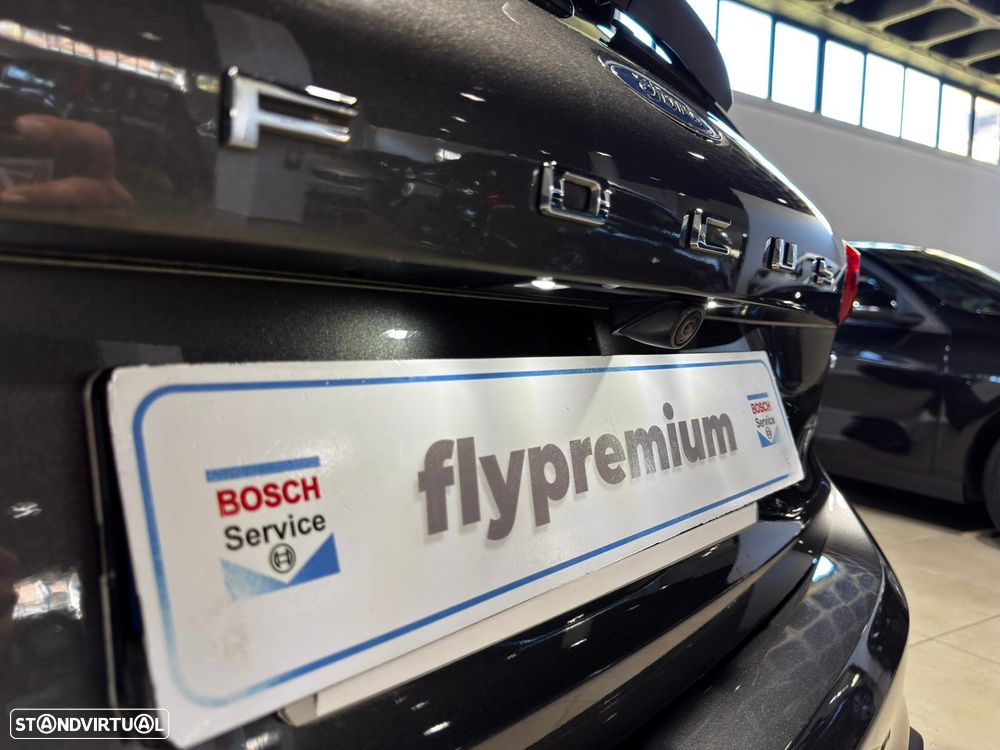 Ford Focus 1.0 EcoBoost MHEV ST-Line - 11