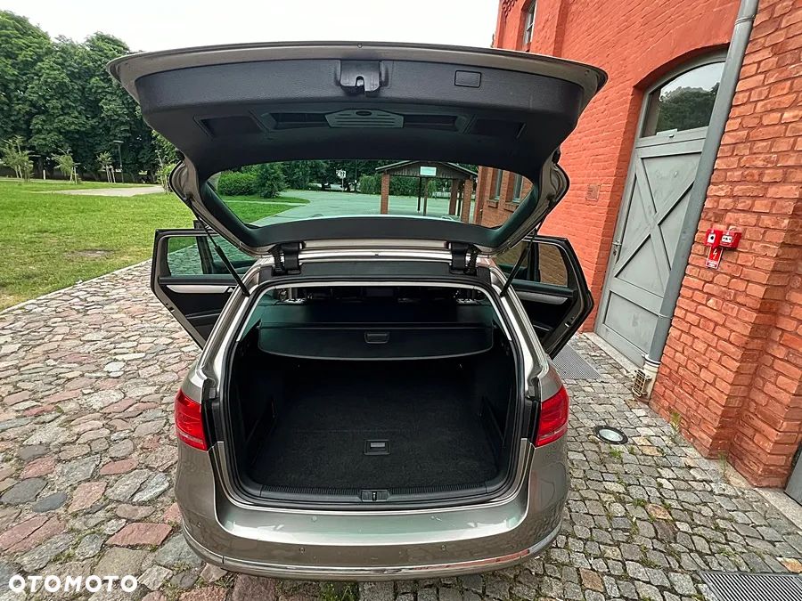 Volkswagen Passat 2.0 TDI DPF Highline - 6