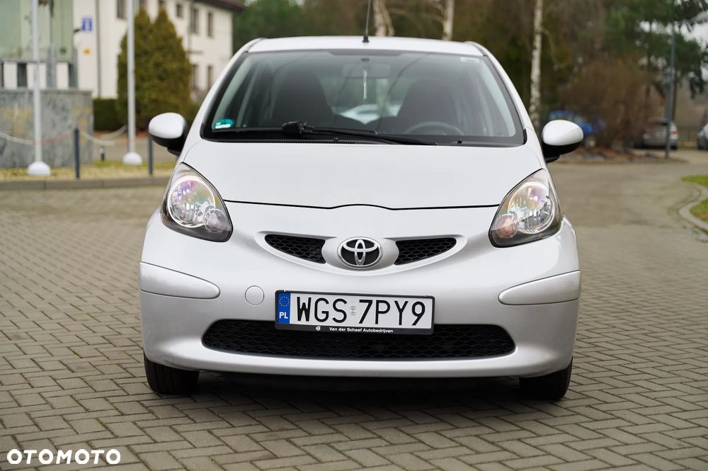 Toyota Aygo City - 6