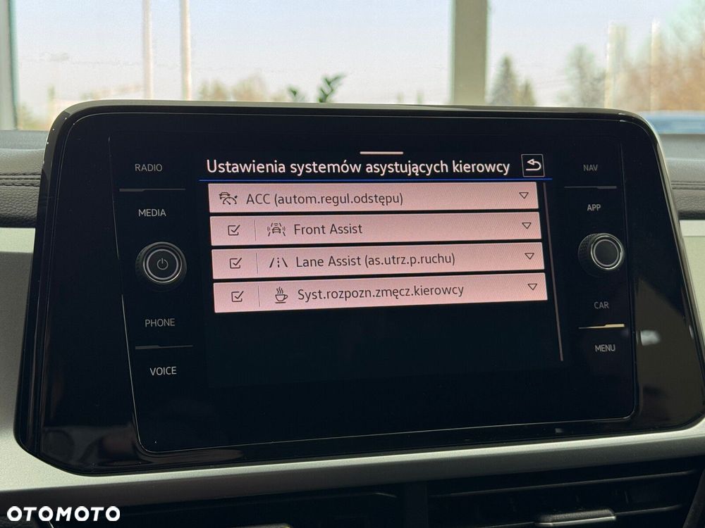 Volkswagen T-Roc 1.5 TSI Life DSG - 34