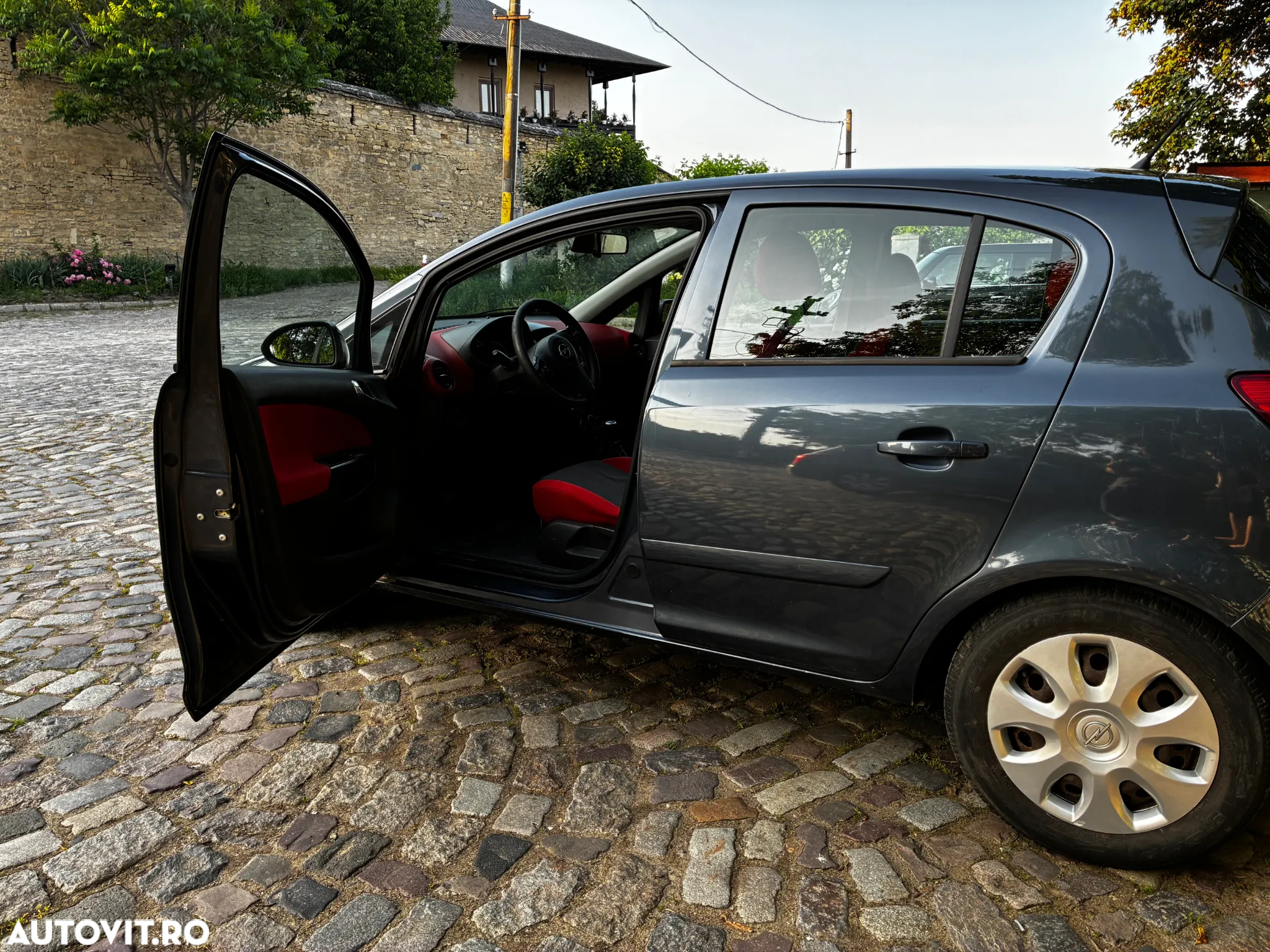 Opel Corsa - 2
