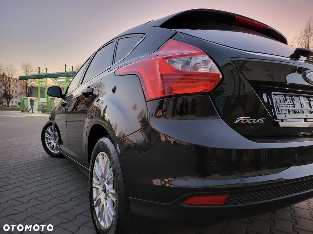 Ford Focus - 36