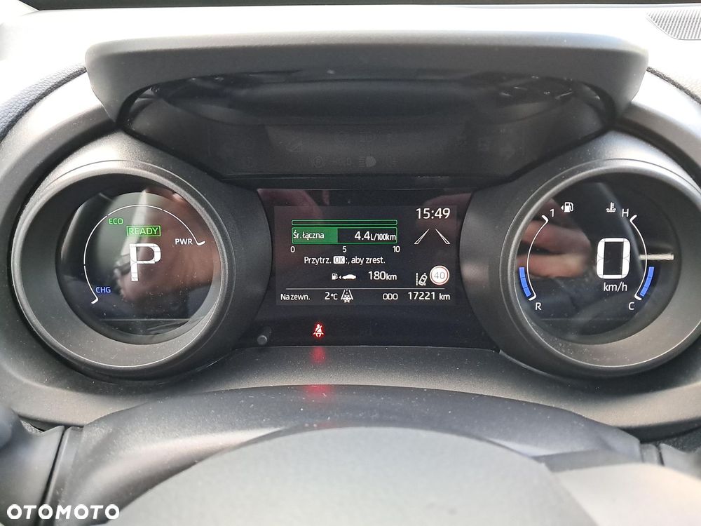 Toyota Yaris Cross Hybrid 1.5 Comfort - 17