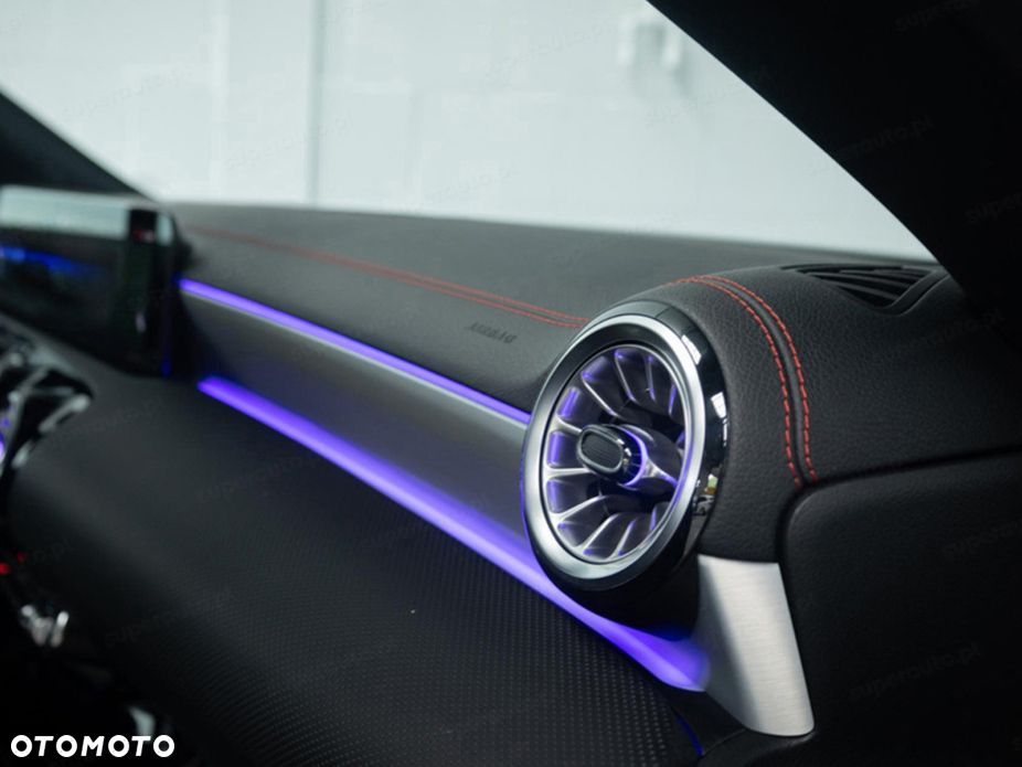 Mercedes-Benz CLA 220 4-Matic AMG Line 7G-DCT - 9