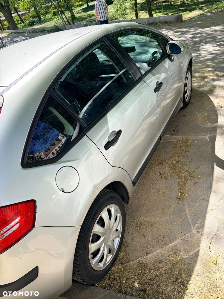 Citroën C4 1.6 HDi SX - 4