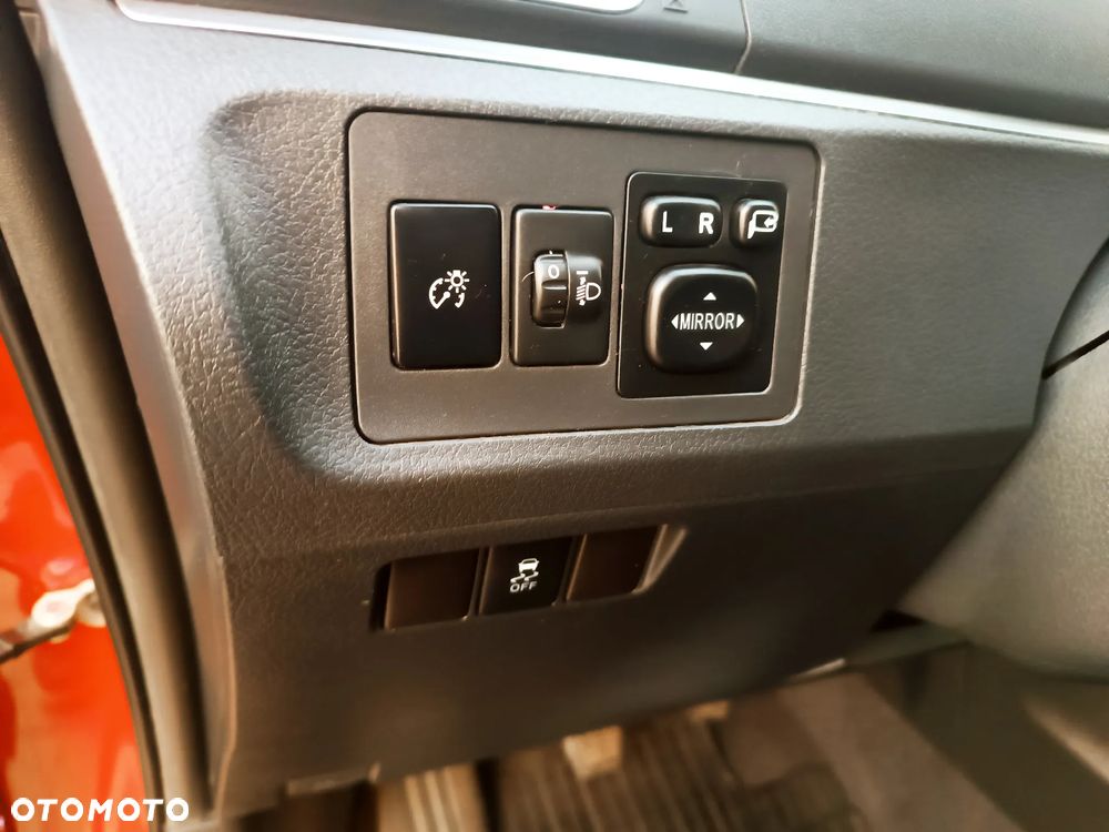 Toyota Verso 1.8 5-Sitzer Life - 34