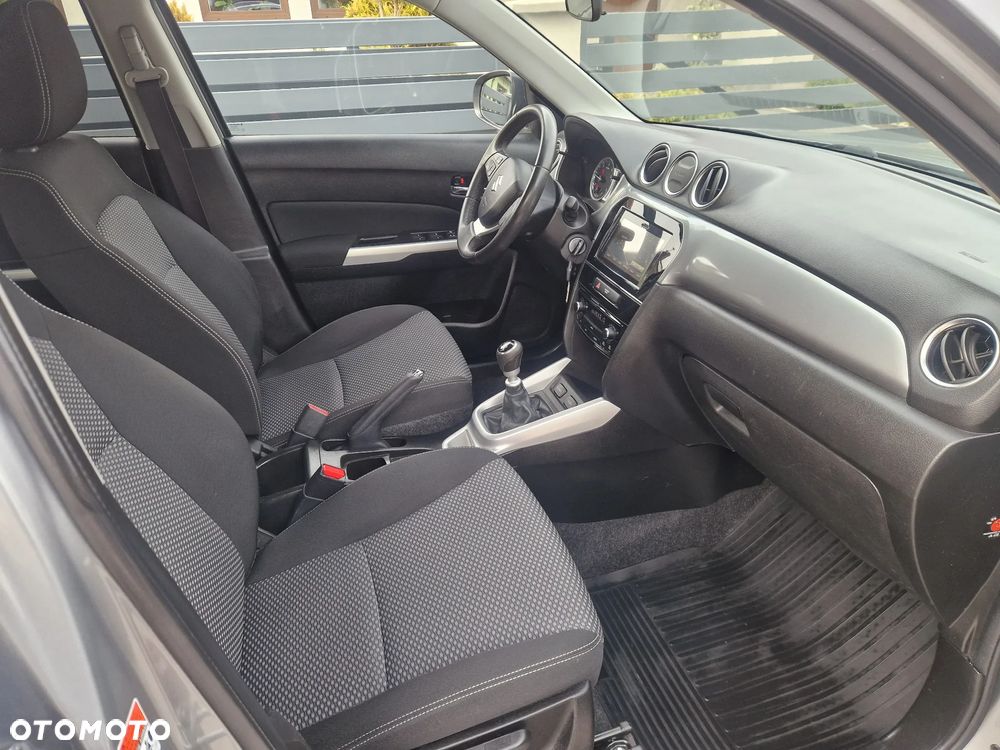 Suzuki Vitara 1.6 DDiS (4x2) Comfort+ - 11