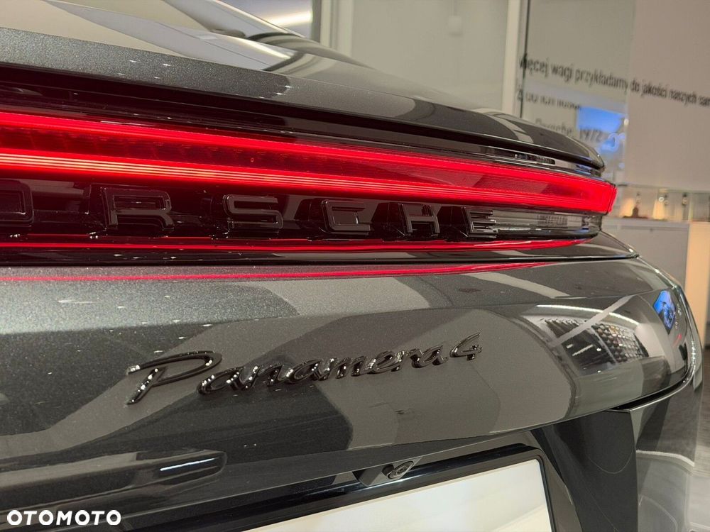 Porsche Panamera - 8