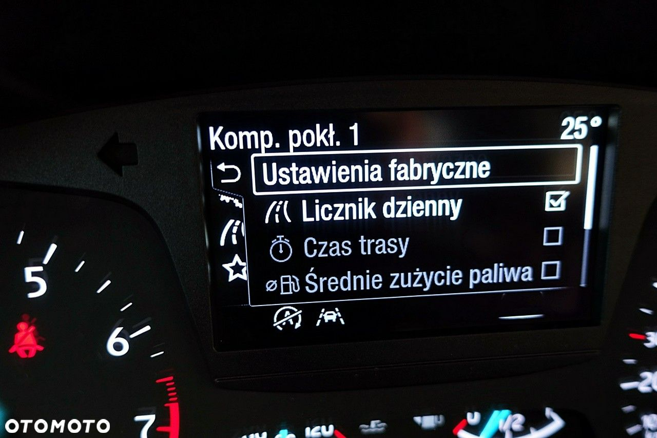 Ford Focus - 41