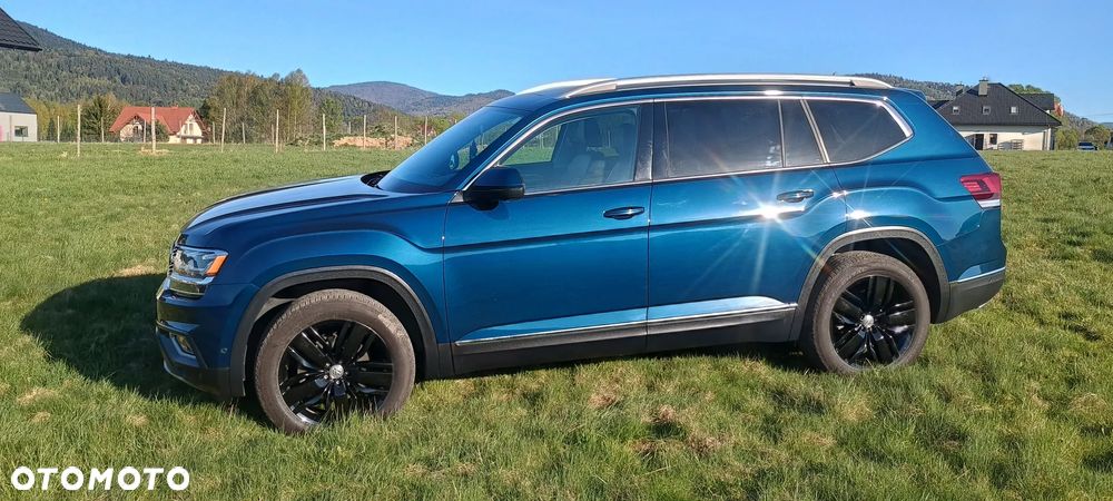 Volkswagen Atlas - 2