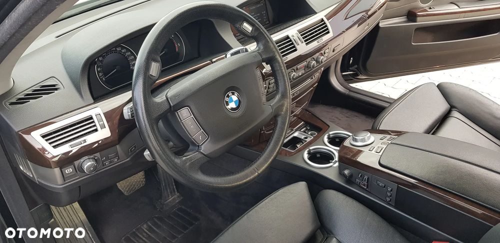 BMW Seria 7 730d - 12
