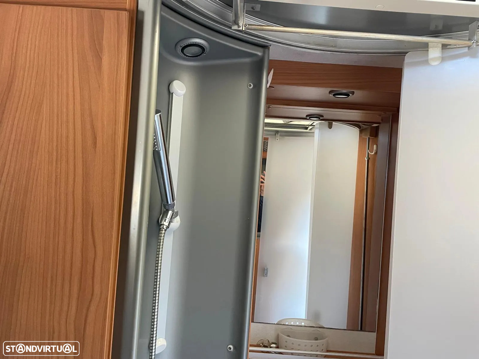 Burstner mega-van IT 675 - Autocaravana c/Cama Basculante - 45