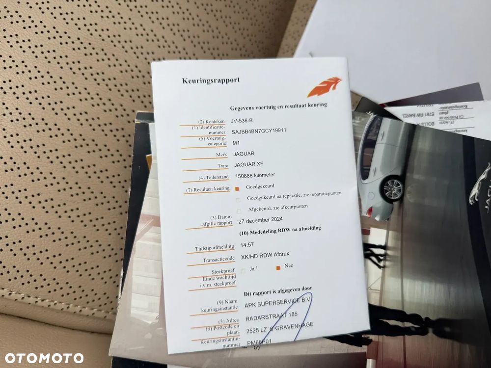 Jaguar XF E-Performance Prestige - 31