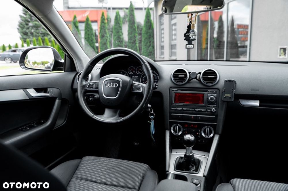 Audi A3 Sportback 2.0 TDI DPF S line Sportpaket - 27