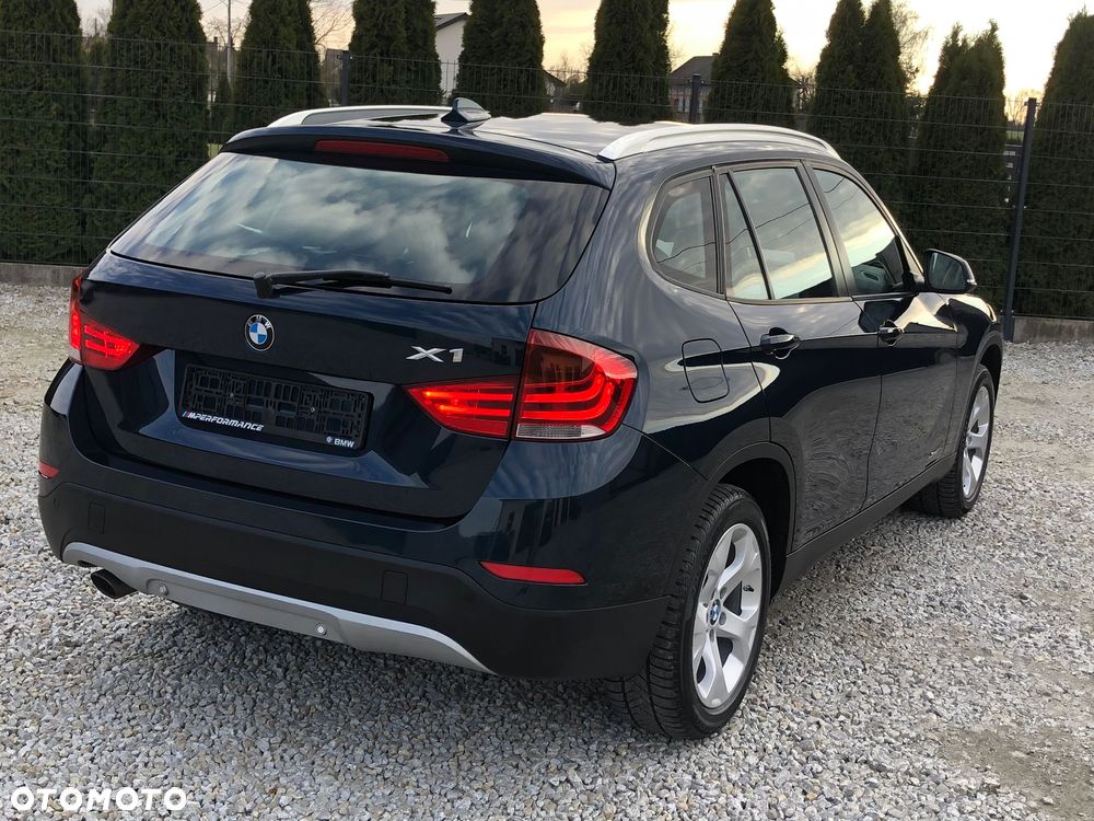 BMW X1 xDrive20d - 12