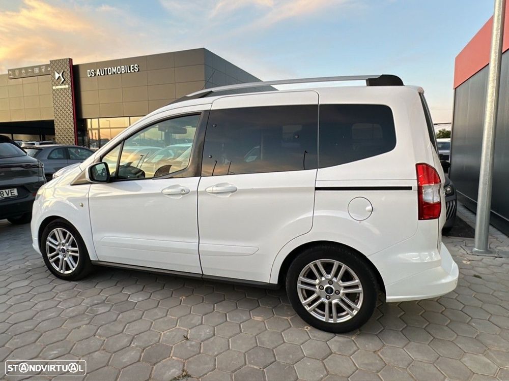 Ford Tourneo Courier 1.0 EcoBoost Titanium - 6