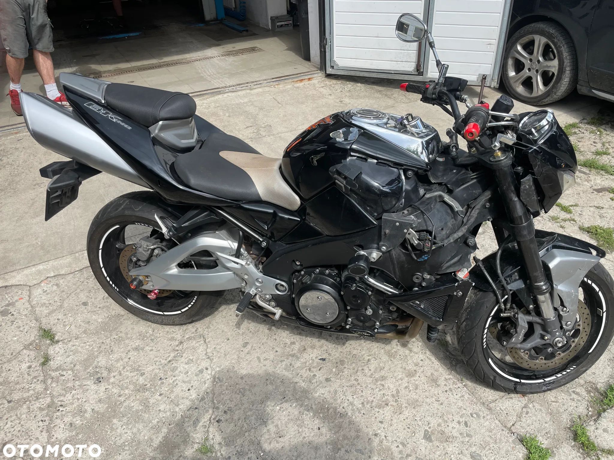 Suzuki GSX - 1