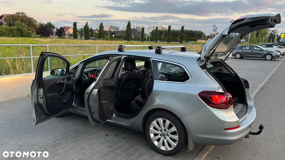 Opel Astra 1.6 CDTI Cosmo - 13