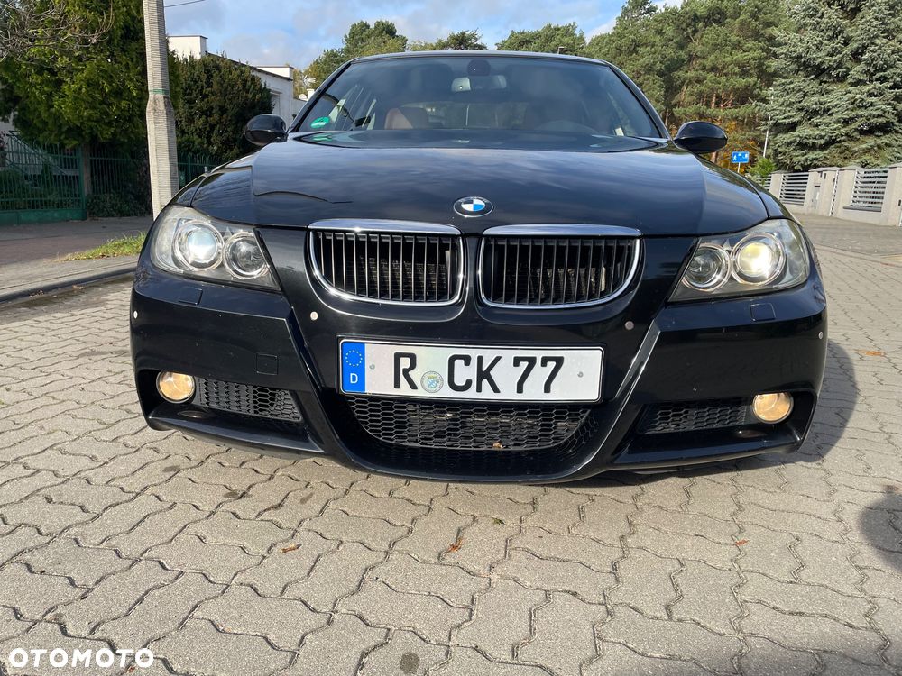BMW Seria 3 320i - 3