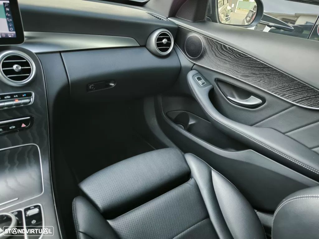 Mercedes-Benz C 300 de AMG Line - 37