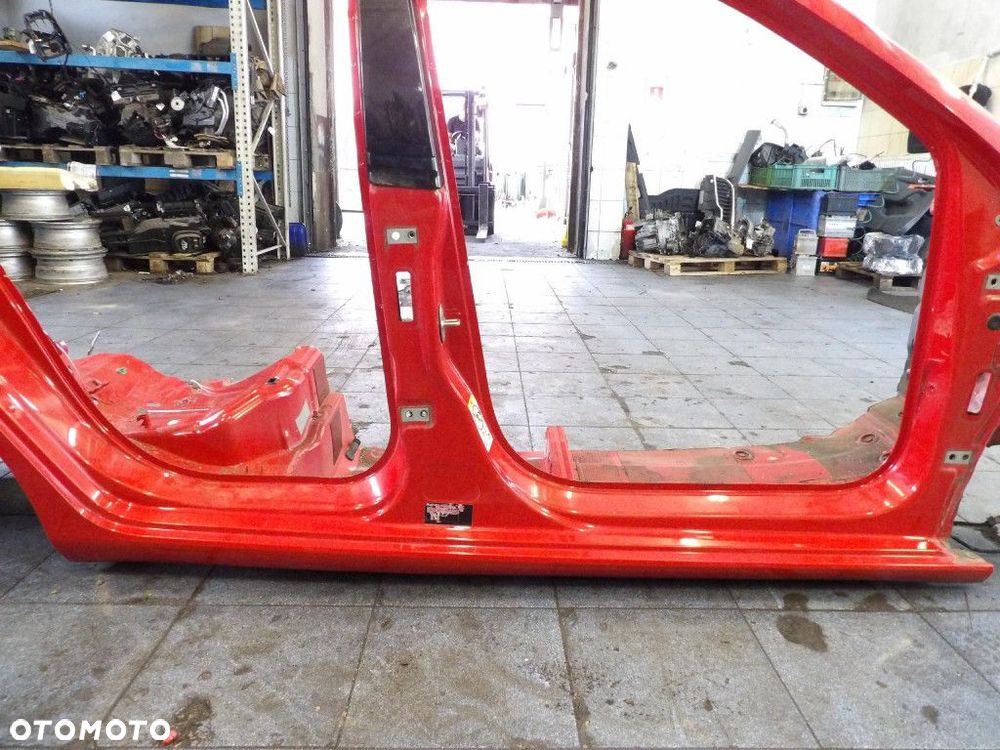 SKODA FABIA III 3 HATCHBACK PRÓG PRAWY  LF3K - 1