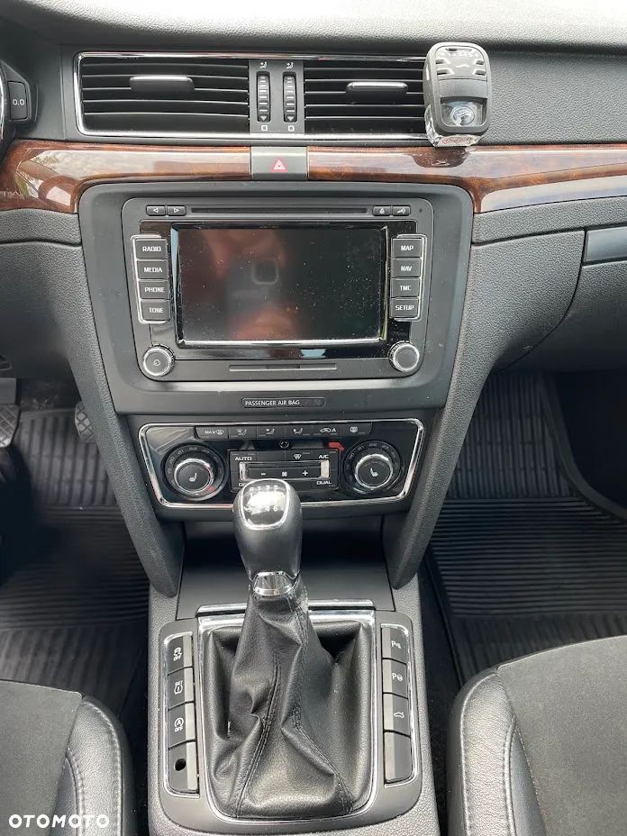 Skoda Superb 2.0 TDI Elegance - 10