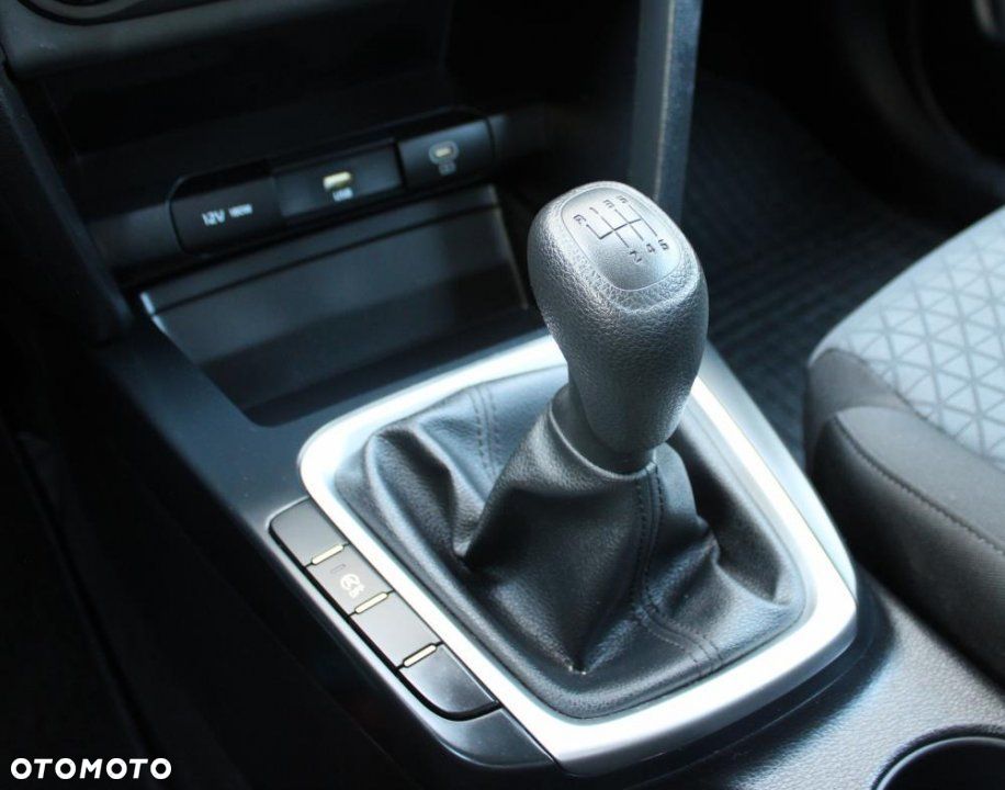 Kia Ceed - 21