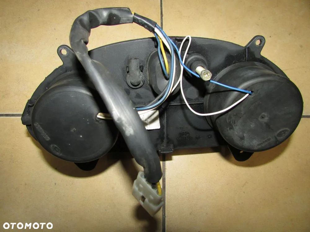APRILIA PEGASO 650 i.e. 01-04 lampa przód reflektor - 3