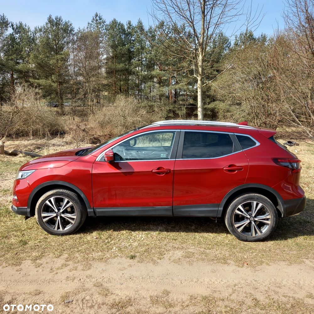 Nissan Qashqai 1.3 DIG-T N-Connecta - 1