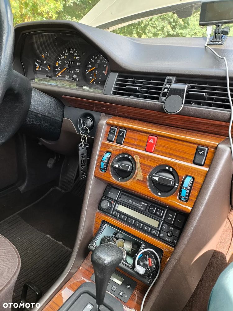 Mercedes-Benz W124 (1984-1993) - 4