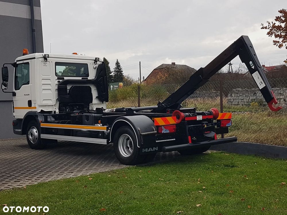 MAN TGL 12.220 HAKOWIEC 4x2 KLIMA HAKOWIEC DO KONTENERÓW - 7