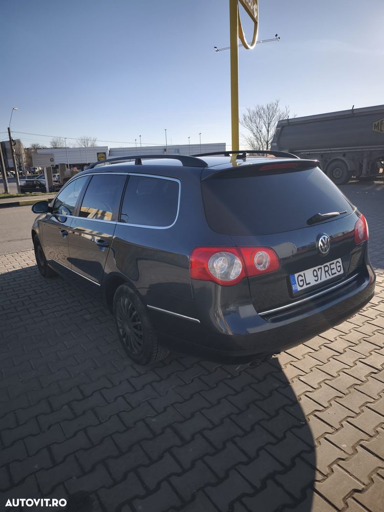 Volkswagen Passat - 2