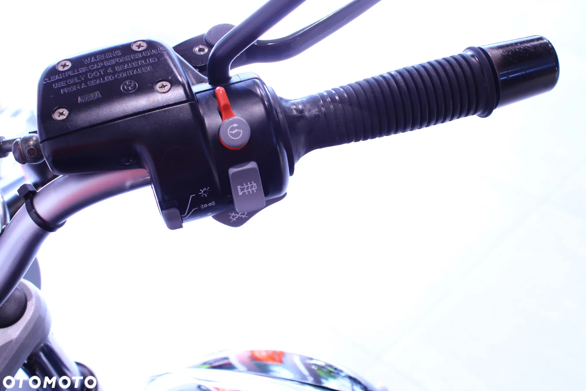 BMW R - 9