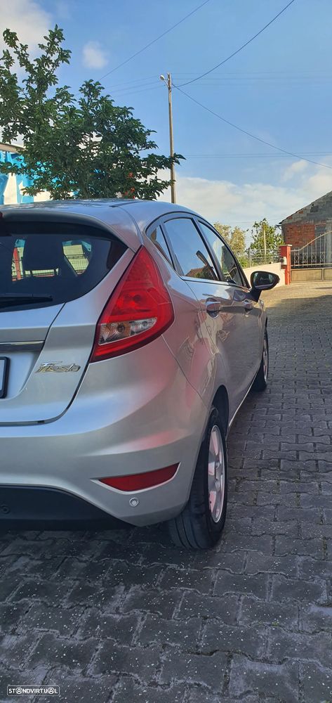 Ford Fiesta 1.6 TDCI Titanium - 4