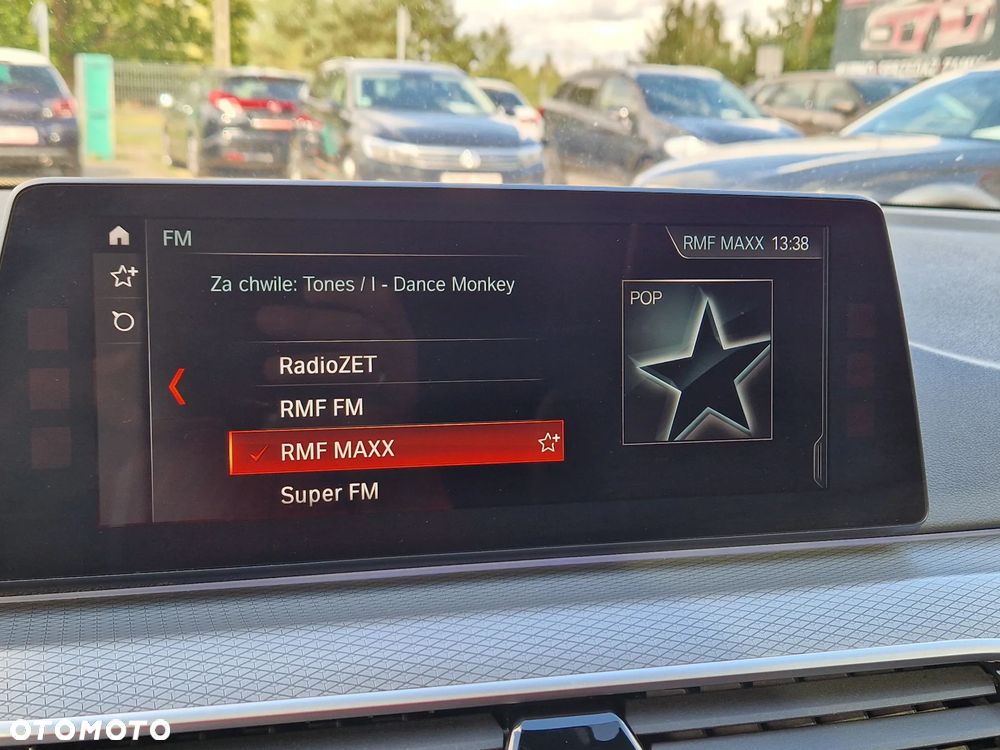 BMW Seria 5 530d Touring Sport Line - 27