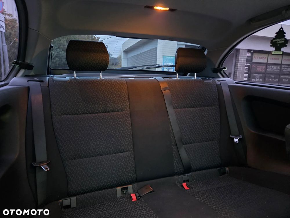BMW Seria 3 316ti - 21