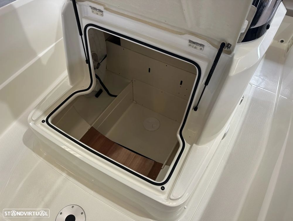 Quicksilver Activ 605 Open - 21