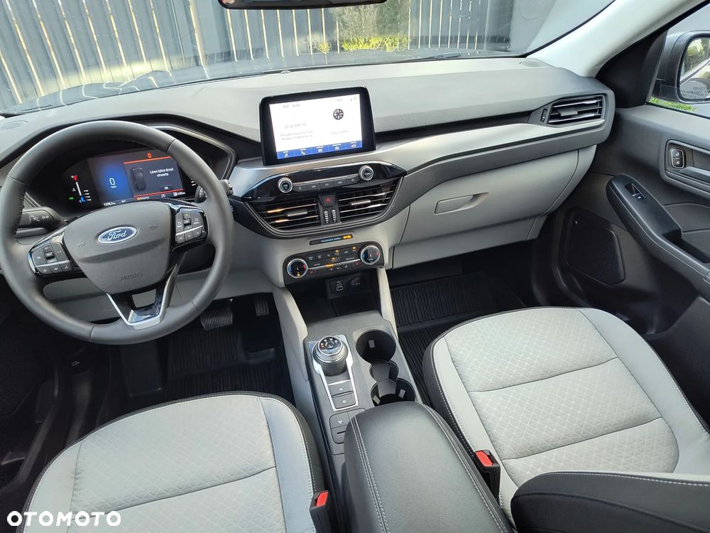 Ford Kuga - 5