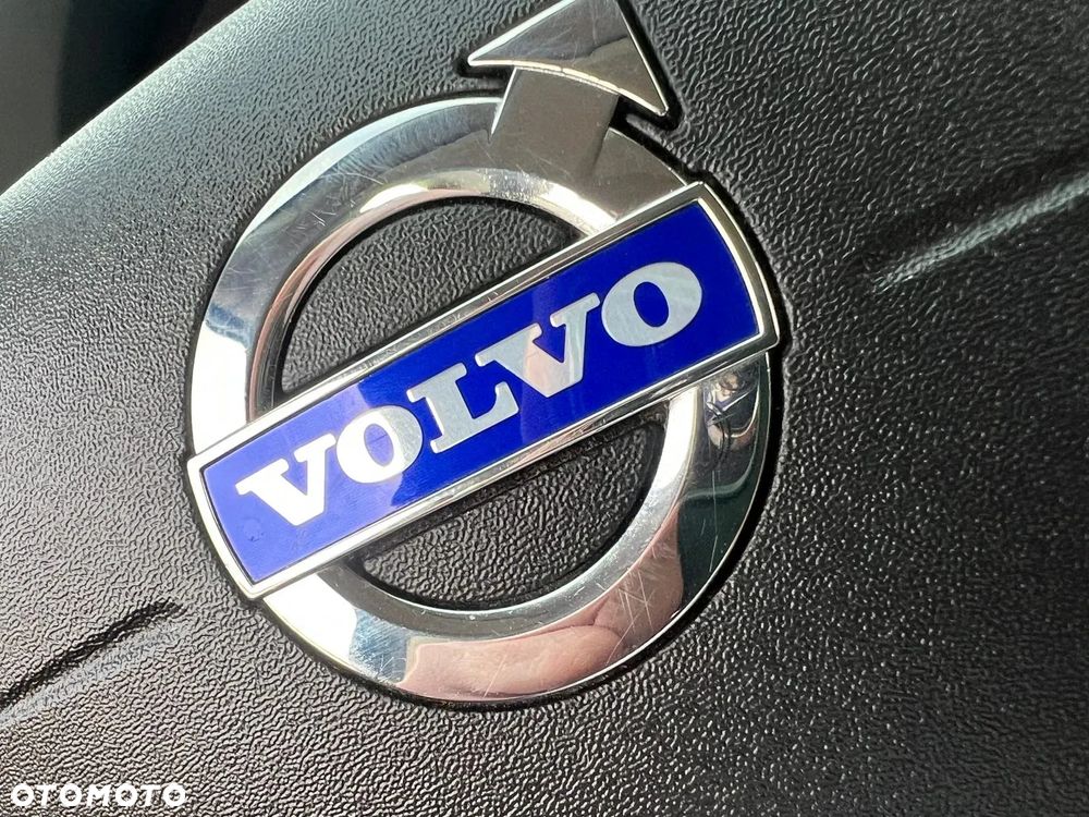 Volvo XC 60 D5 AWD RDesign - 16