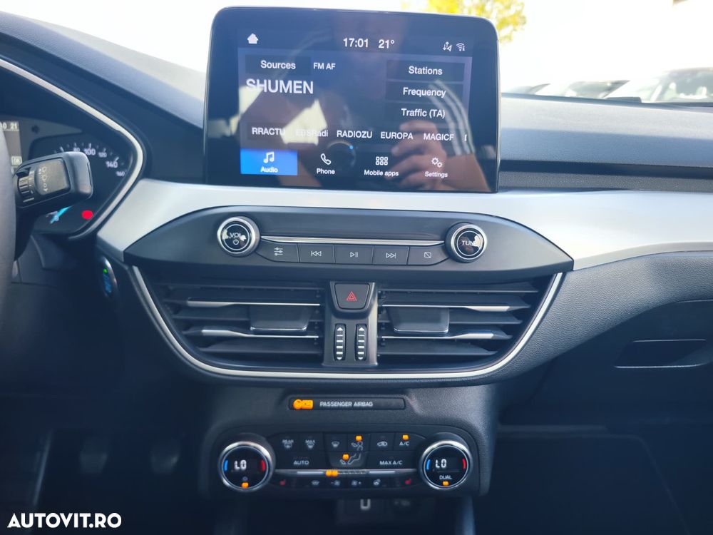 Ford Focus 1.0 EcoBoost Titanium - 18