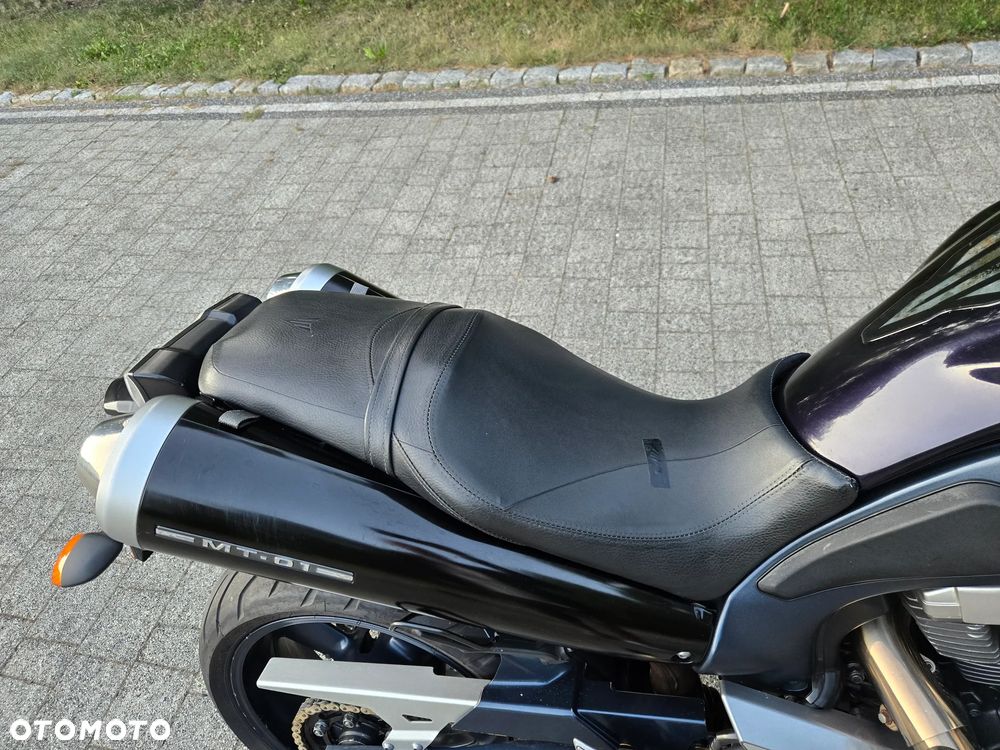 Yamaha MT - 24