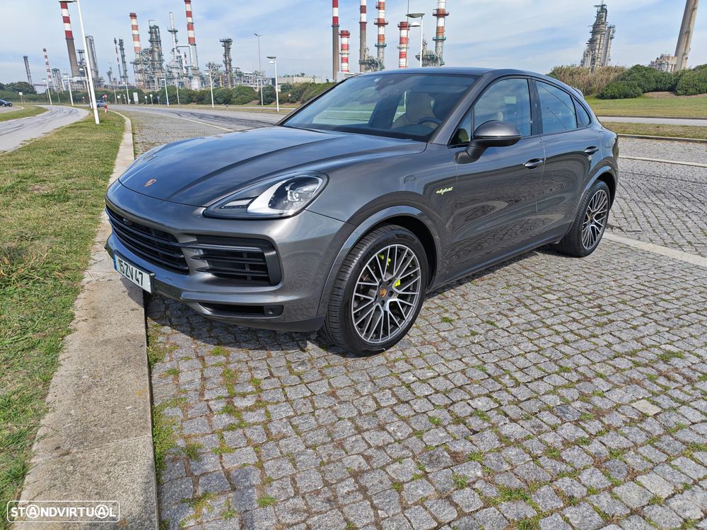 Porsche Cayenne Coupé E-Hybrid - 1