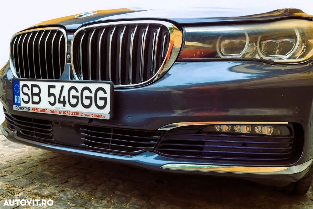 BMW Seria 7 740Li - 20