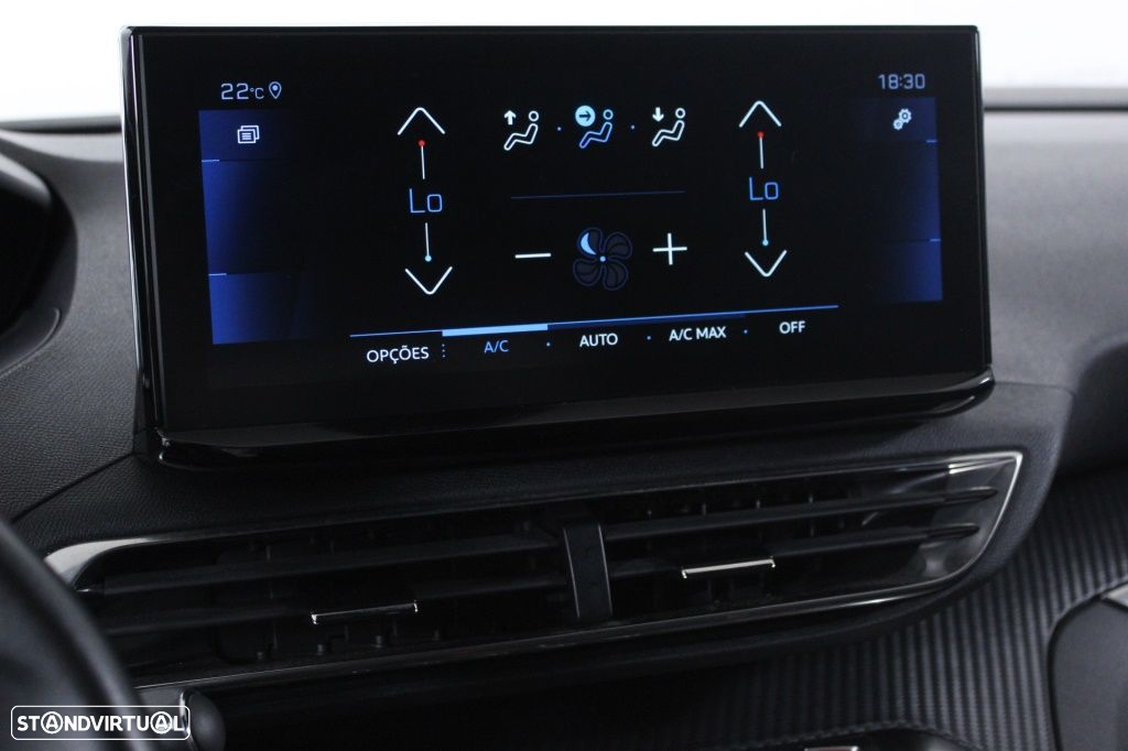 Peugeot 5008 1.2 PureTech Allure Pack EAT8 - 28