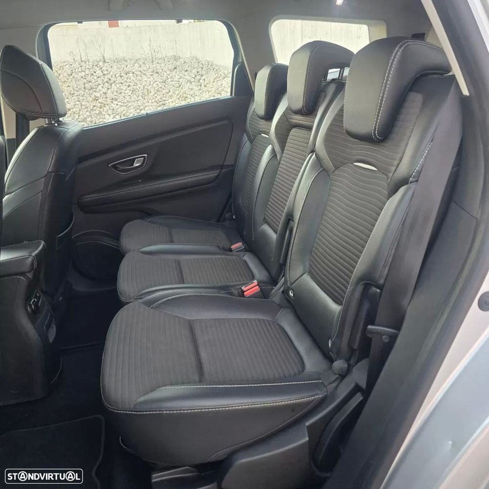 Renault Grand Scénic 1.6 dCi Intens SS - 24
