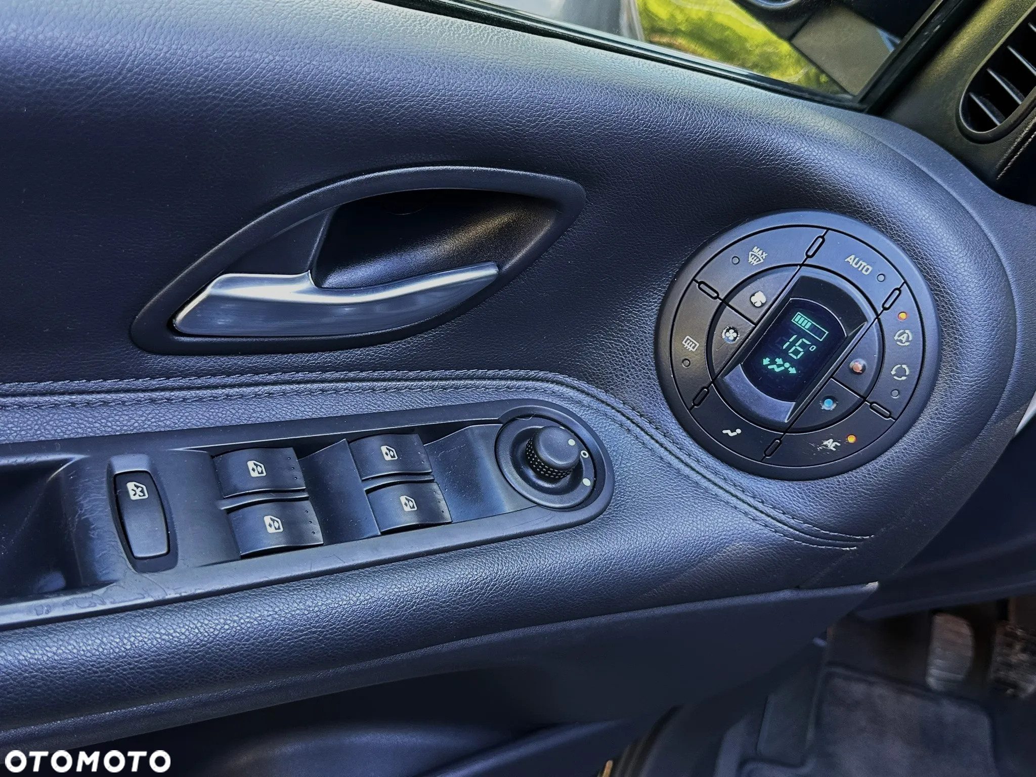 Renault Espace 2.0T Privilege - 26